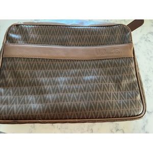 Authentic vintage mario Valentino crossbody bag